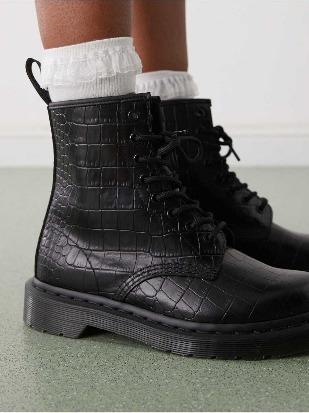 DR. MARTENS 1460 Croco 8 Eye Boot Black New Vibrance - Picture 4 of 7